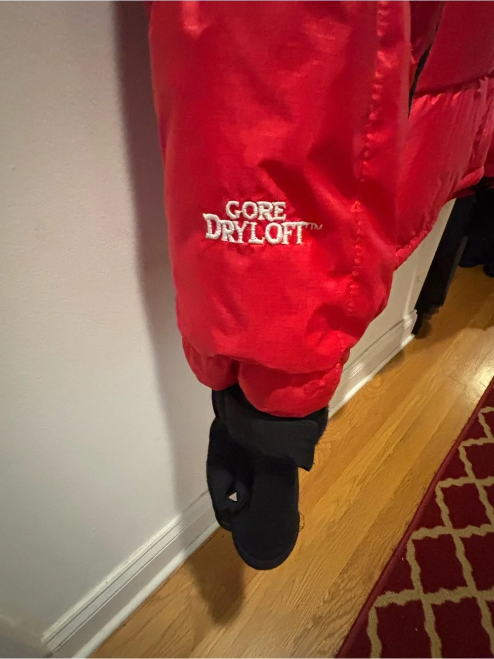 The North Face Red and Black Puffer Jacket. Mint 1996 Gore Dryloft, with hood